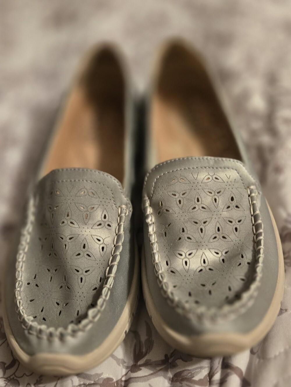 Ingaro Sport Women's Perforated Moccasin Loafers in Light Blue Sz 8